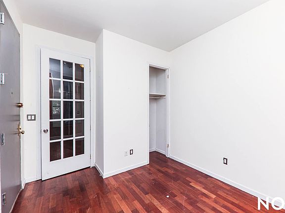 4th image of 127 Rogers Ave APT 1L