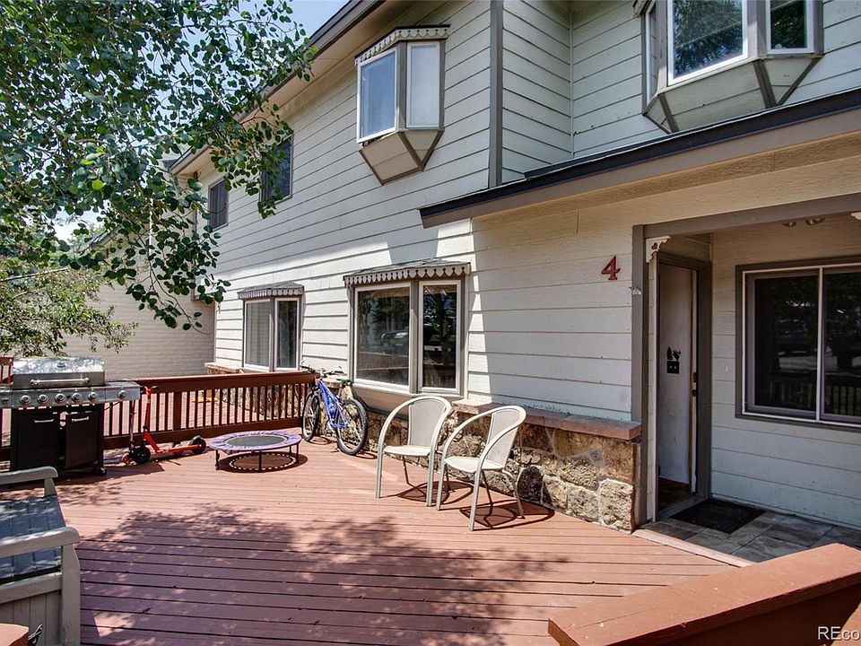 1st image of 4 Balsam Ct
