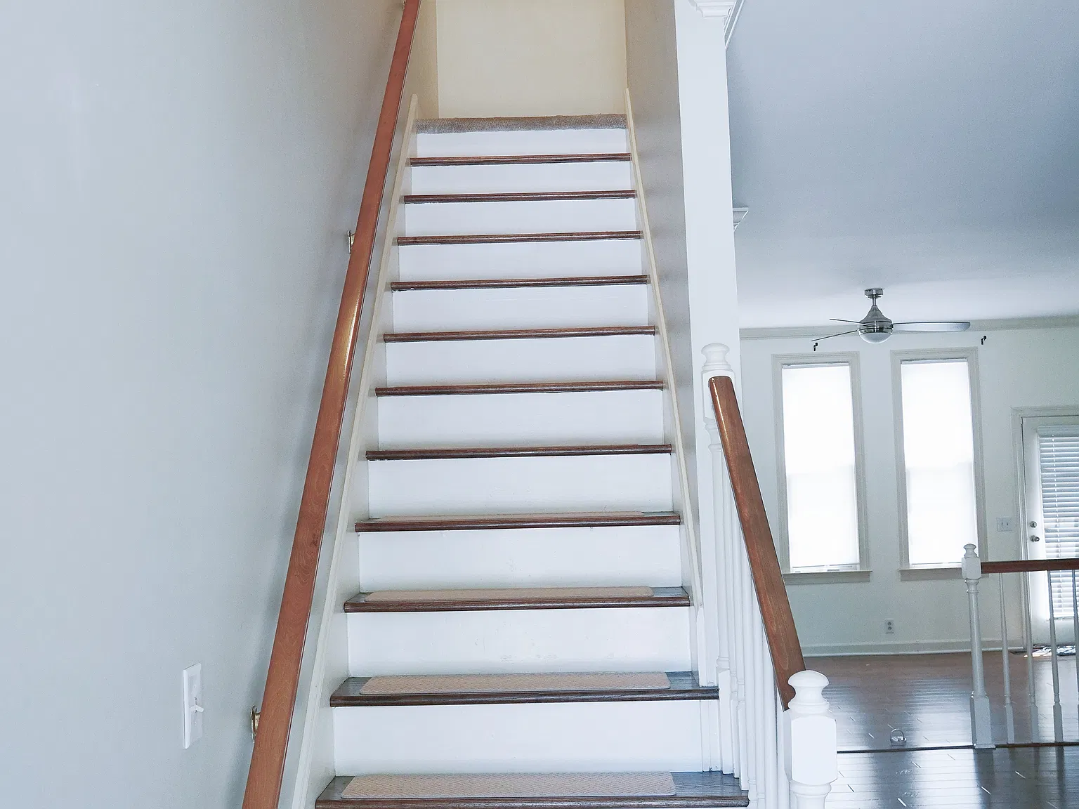 2 bed, 2.5 bath, 1456 sqft, $2,350 — Photo 2