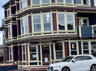 110 N 1st St, La Conner, WA 98257