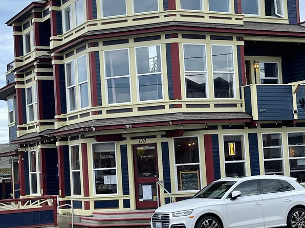 110 N 1st St, La Conner, WA 98257