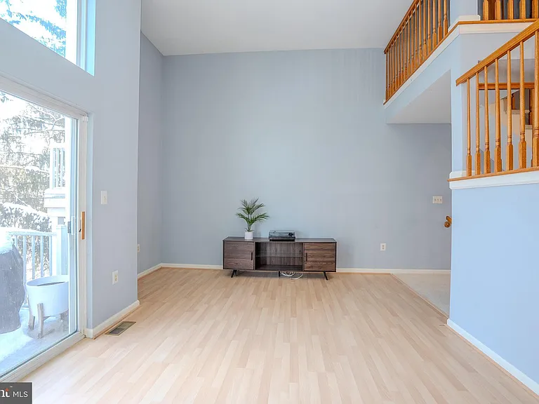 128 S Barrow Pl — Photo 9