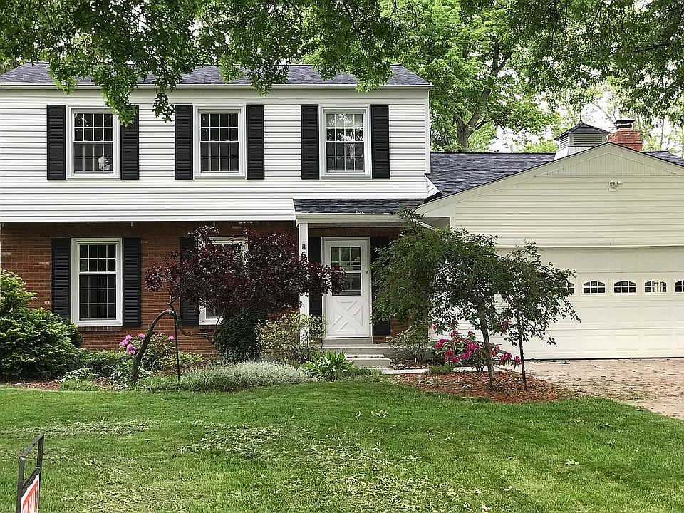 1st image of 6153 Park Ridge Dr