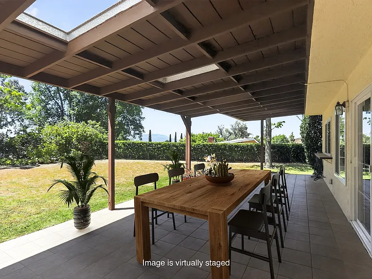 1248 Calle De Oro — Photo 20