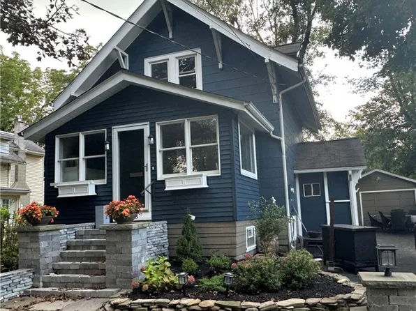 103 Linwood Ave, Williamsville, NY 14221