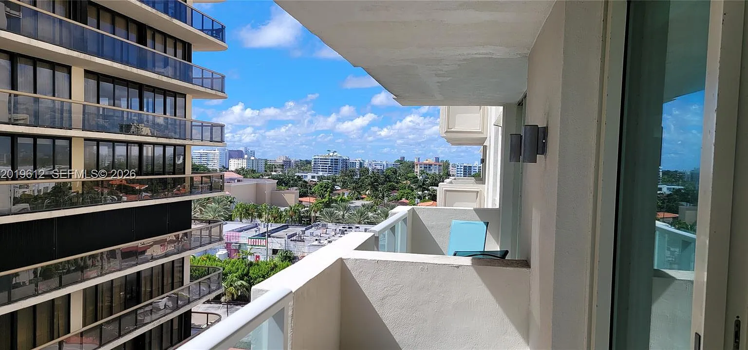Spiaggia Ocean Condo — Photo 2
