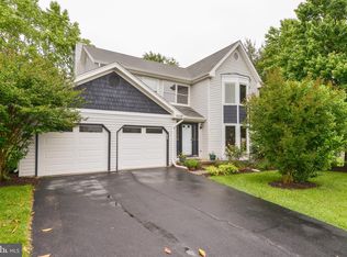 1558 Brownsville Dr, Herndon, VA 20170