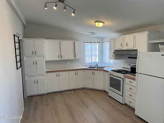 2nd image of 4280 Margoree Ln