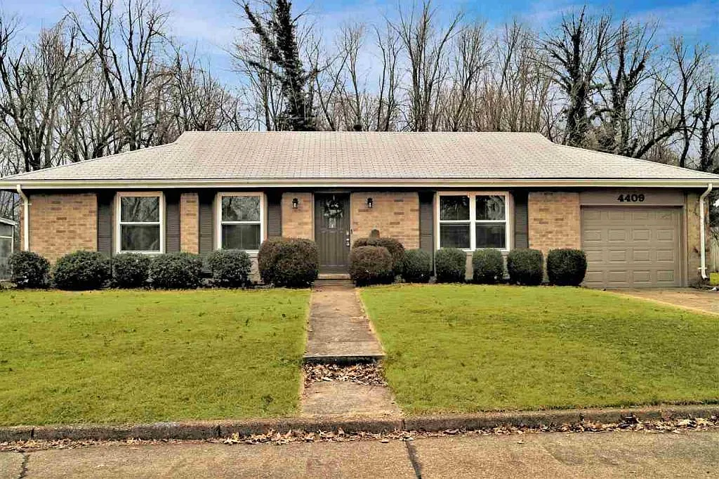 4409 Cass Ave photo 1