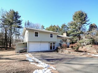 37 Tyler Rd, Lexington, MA 02420