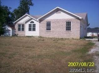 1813 Marine Rd, Saint Jacob, IL 62281
