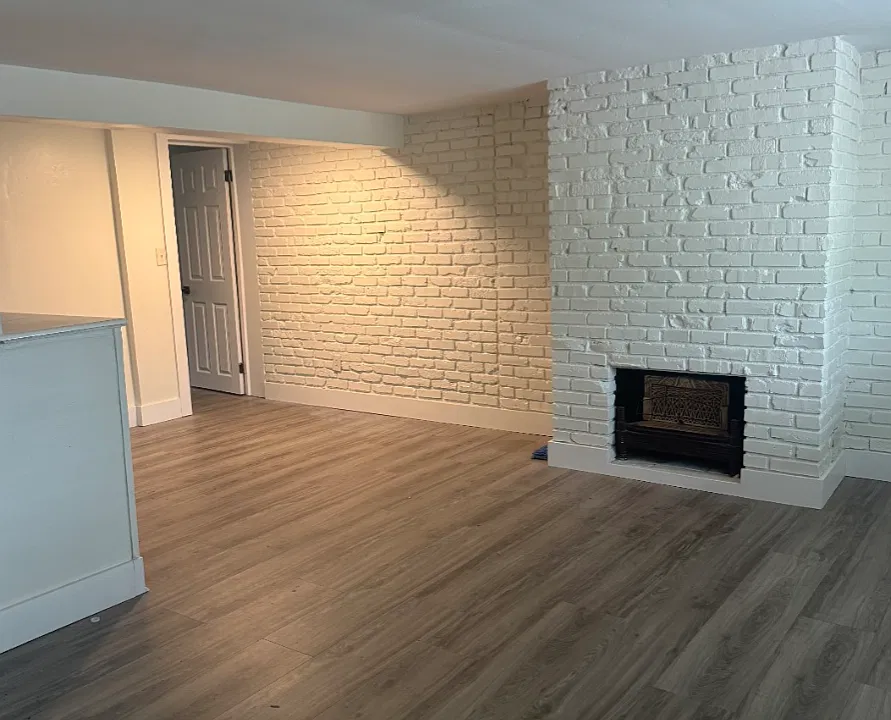 316 Independence St #2