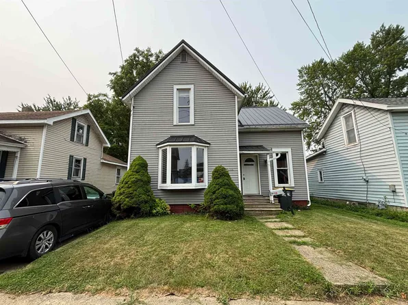 526 Dowling St, Kendallville, IN 46755