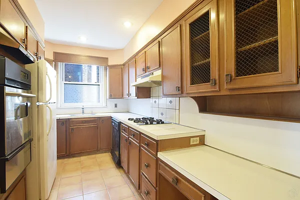 Rented by Halstead Real Estate | media 14