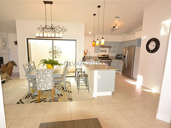 2nd image of 5268 Crooked Valley Dr