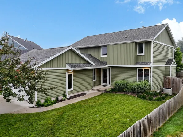 2516 White Oak Dr, Ames, IA 50014