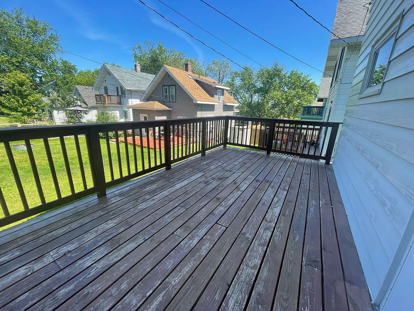 Three Bedroom East Hillside Home — Photo 2
