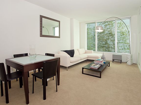 5th image of 333 Main St Unit 6G