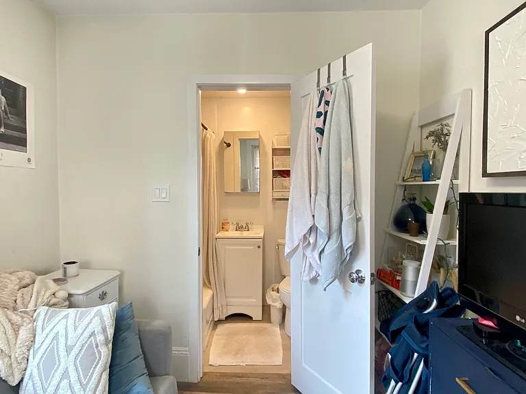 51 Joy St #3 — Photo 28
