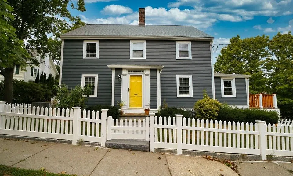 1 Bowditch Rd