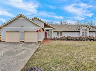 1714 Orchard Dr, Salem, VA 24153