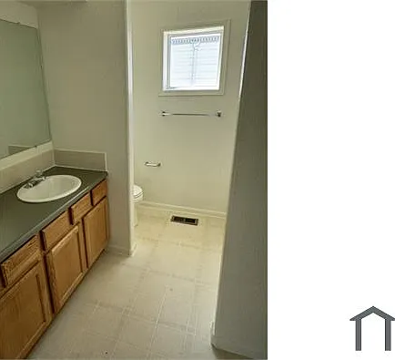 3245 W Nevada Pl — Photo 8
