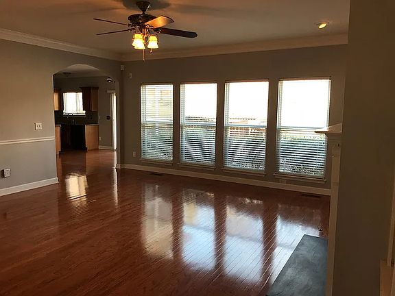3rd image of 1531 Braden Cir