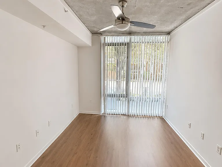 3498 Dickason Ave — Photo 5