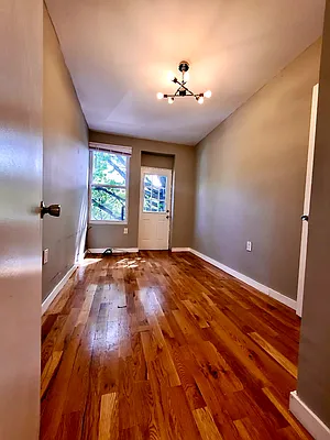 Rented by Evergreen Realty & Investments | media 3