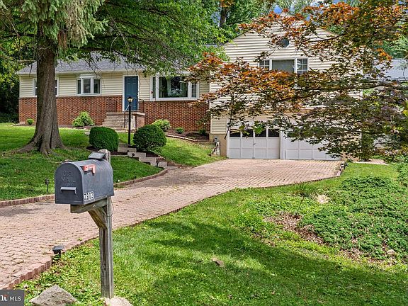 2nd image of 7902 Nottingham Way