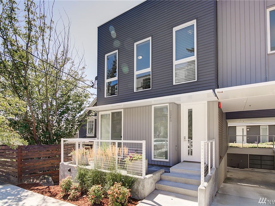 Welcome to modern city living! This well appointed three bedroom, 2.5 bath home is comforting, clean and green. 