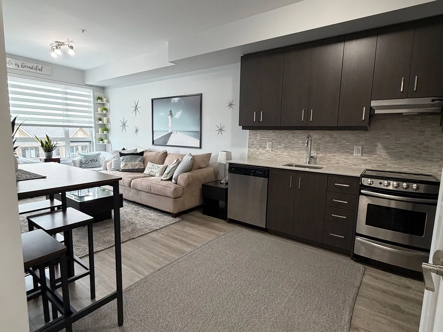 1 bed, $2,000 — Photo 3