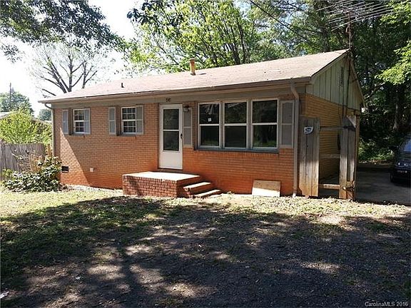3rd image of 404 Homestead Dr