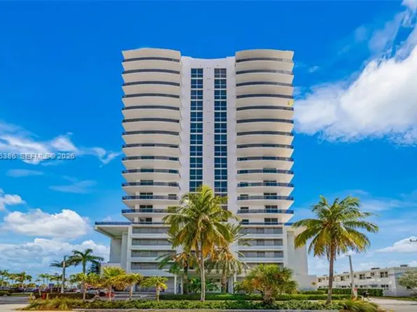 7901 Hispanola Ave APT 1802, North Bay Village, FL 33141