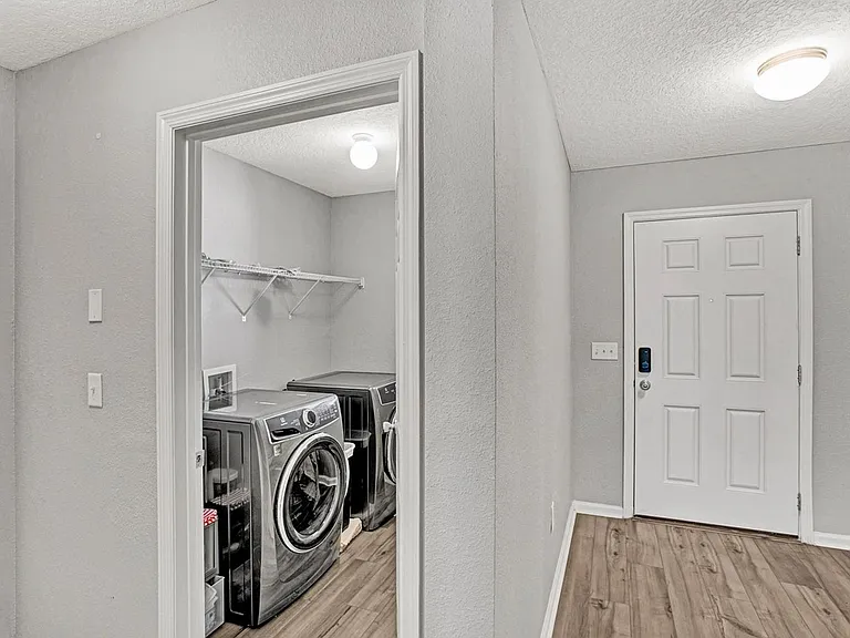 8272 Victory Crossing Blvd — Photo 9