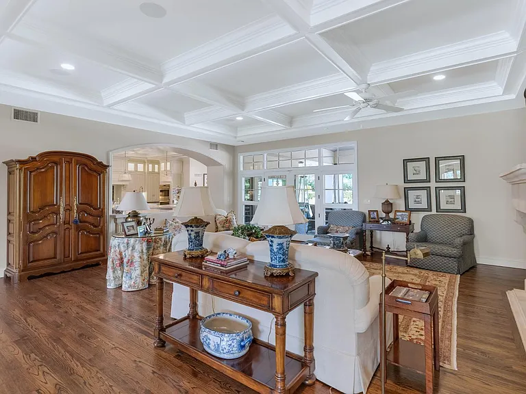 6248 E Montecito Ave — Photo 5