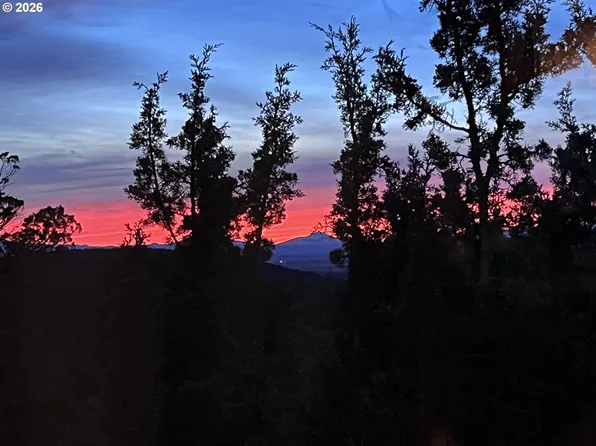 SE Bluebird Dr, Prineville, OR 97754