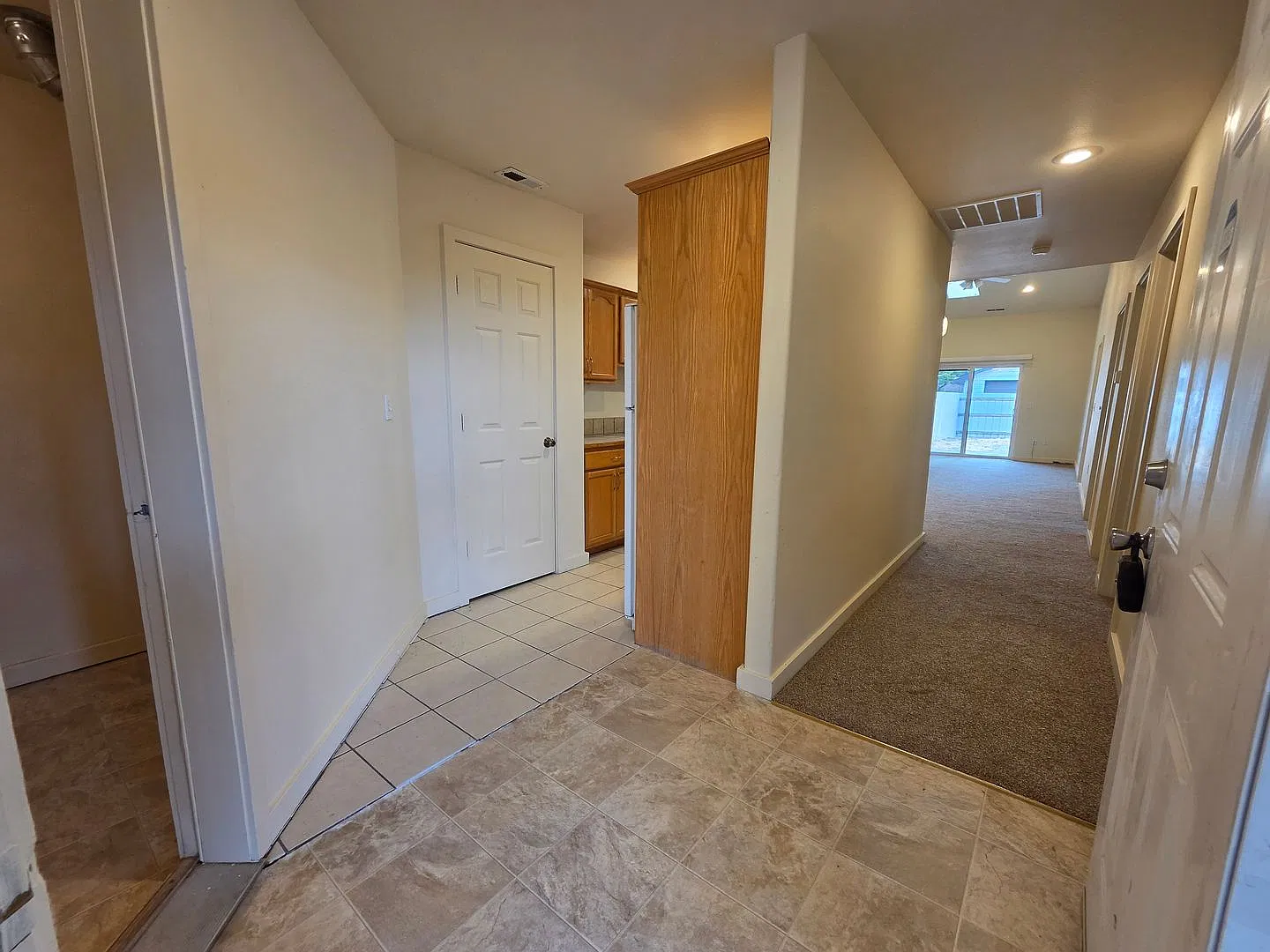 5912ab — Photo 2