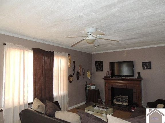 3rd image of 1001 S 14th St