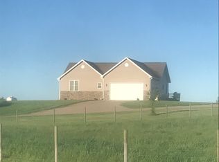 1949 Idaho St, Osceola, IA 50213