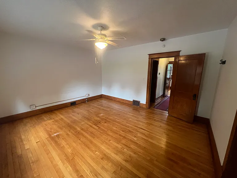 2356 S 35th Ave — Photo 22