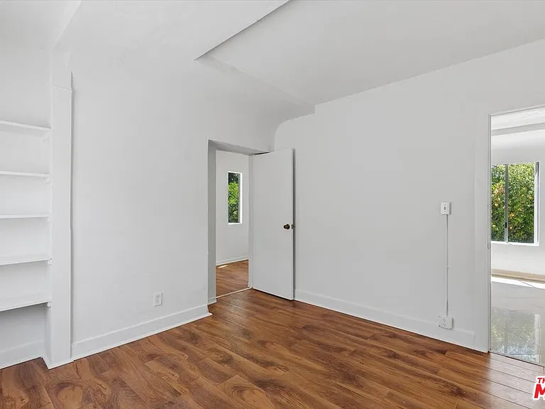 4133 Bemis St — Photo 17