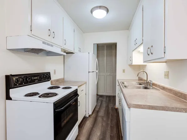 Apache Manor Apartments