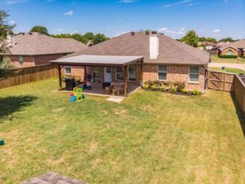 1st image of 316 Sagebrush Ln