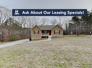 330 Peach Crossing Dr, Dallas, GA 30132