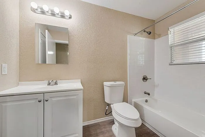 6233 Balcony Ln — Photo 7