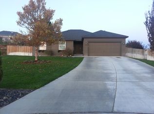 3913 Cabrillo Ct, Pasco, WA