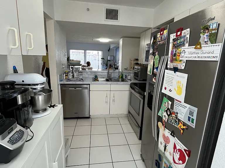 171 Riviera Cir #172 — Photo 6