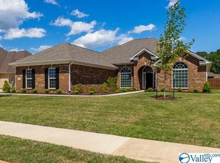 111 Timbercove Cir, Madison, AL 35756