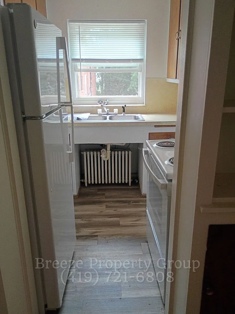 Perth Place Apts (2435) — Photo 4